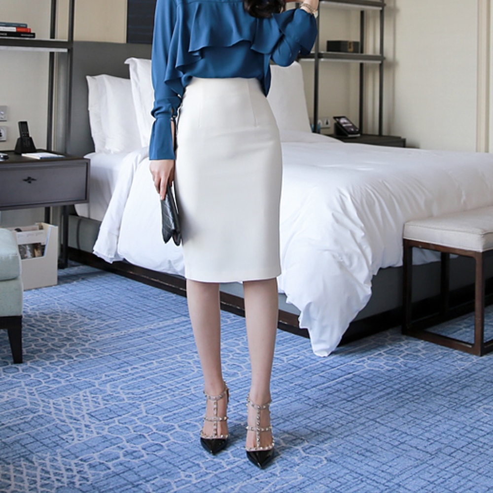Ivory Skirt